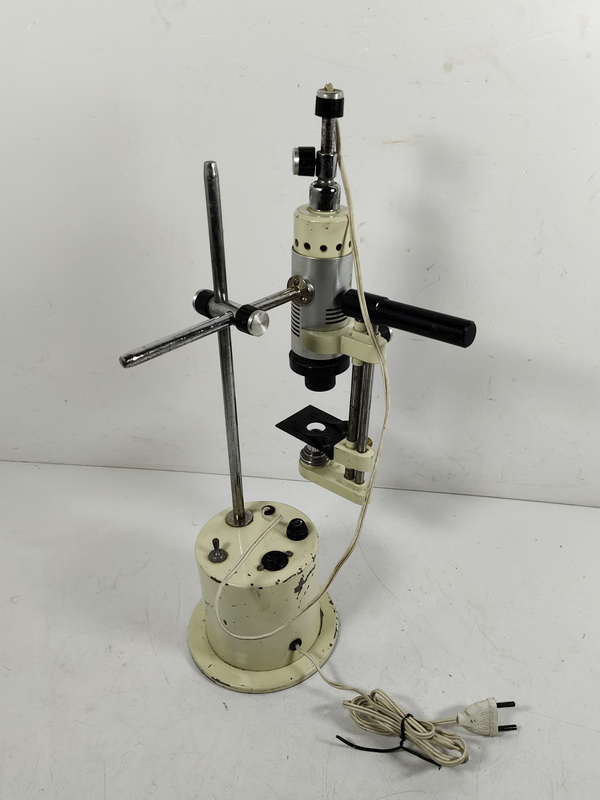 aparato cientifico proyector medico laboratorio ensenanza metal 43x35x22 1u